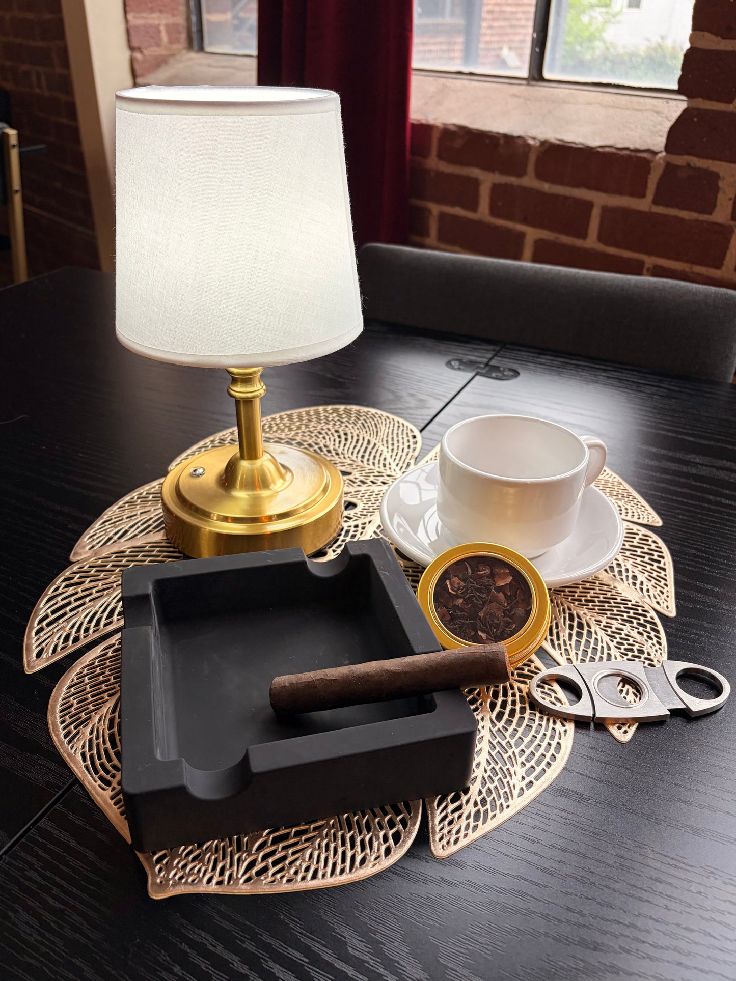The Extortionist -(2oz tin size)